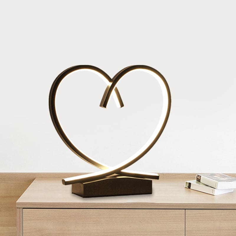 Romantisch Houten Nachtkastje met Vlammenpatroon