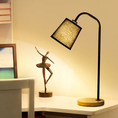 Elegante kegelvormige bureaulamp