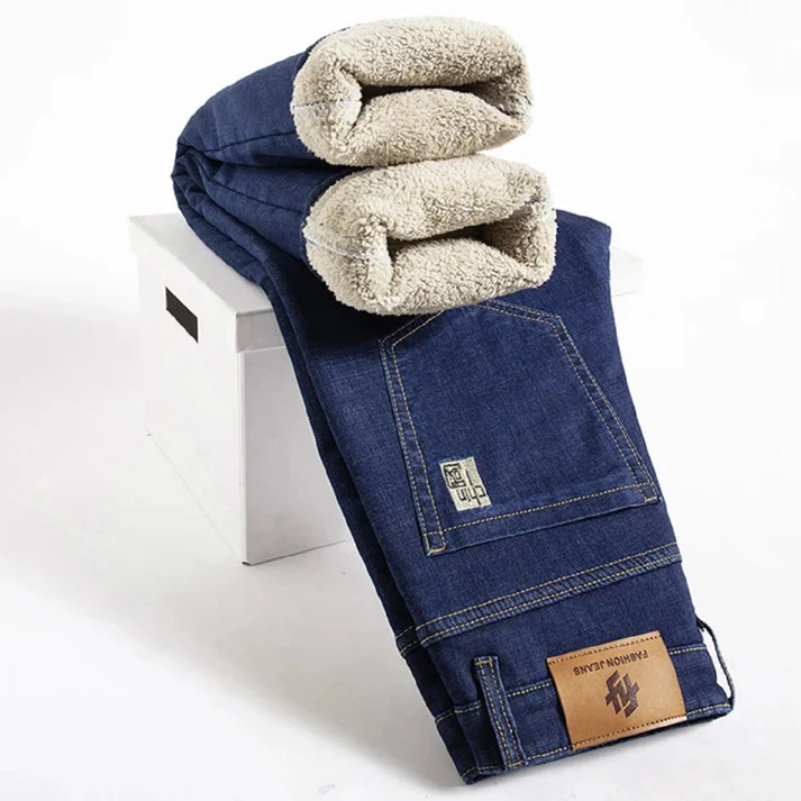 Warme en comfortabele gevoerde winterjeans voor heren