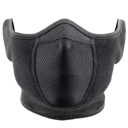 Masker en warme thermolaag voor de winter